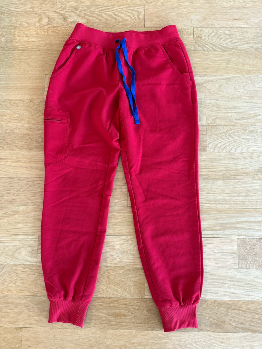 Figs-  Red Jogger Scrubs with Blue Drawstring - XS/P